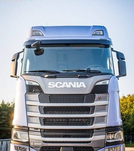 premiera-samochodu-scania-alvernia-2