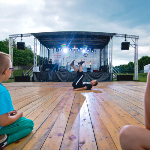 midocean-piknik-firmowy-2019-wzorowy-pokaz-freestyle-z-pilka